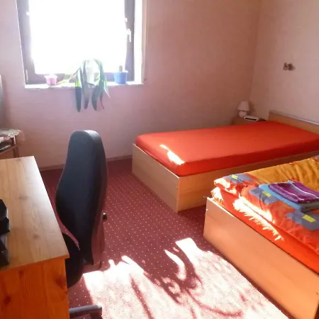 Gastehaus Lindner Feriehus *